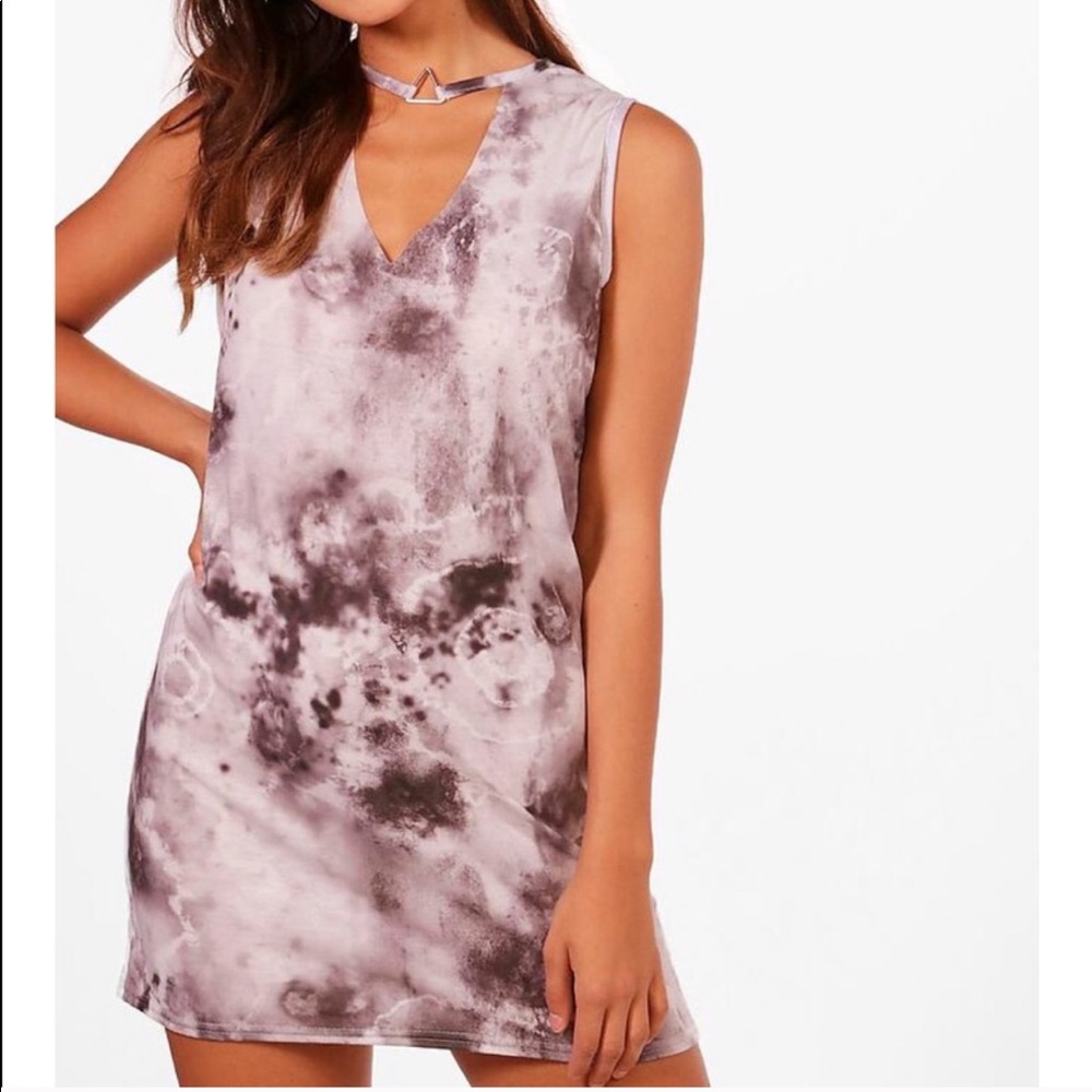 NWT BooHoo tie dye cut out dress
